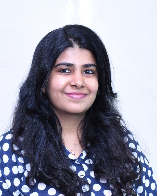 CS Mansi Dedhia